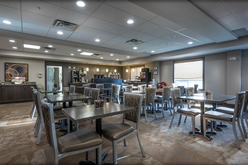 Timber Ridge Inn And Suites Fox Creek Экстерьер фото